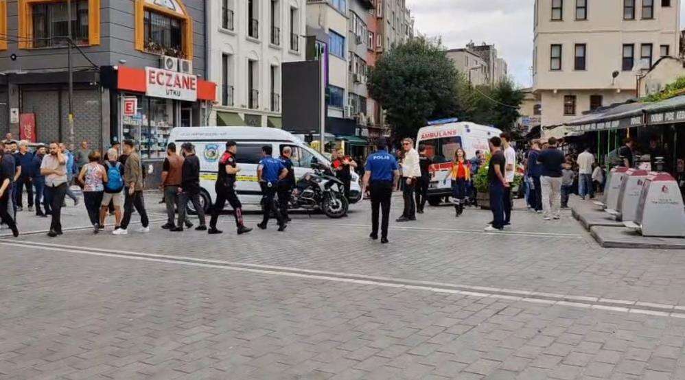 Şehrin göbeğindeki döviz bürosunda silahlı kavga çıktı! 3 ölü, 2 yaralı var 5